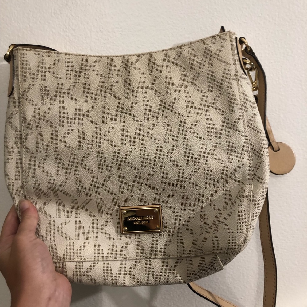 Micheal Kors bag